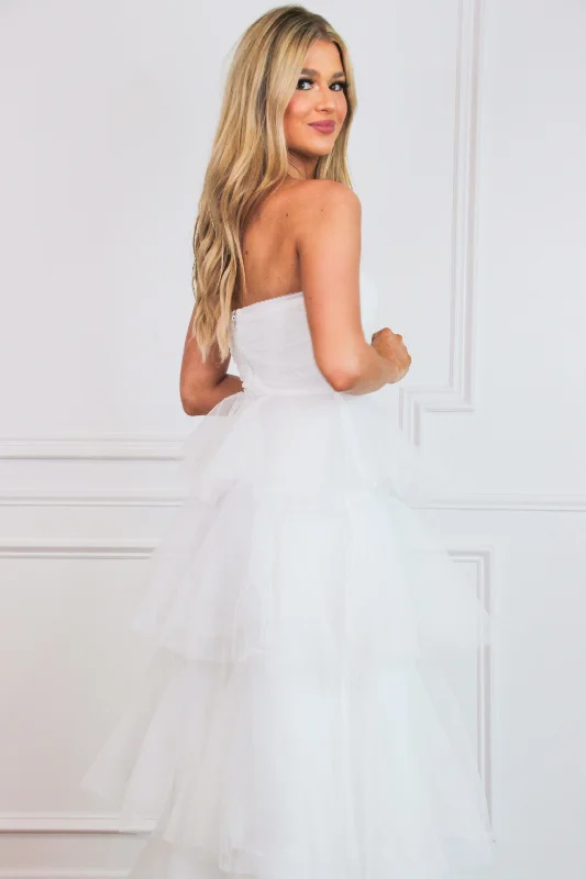 Fairytale State of Mind Tiered Tulle Maxi Dress: White