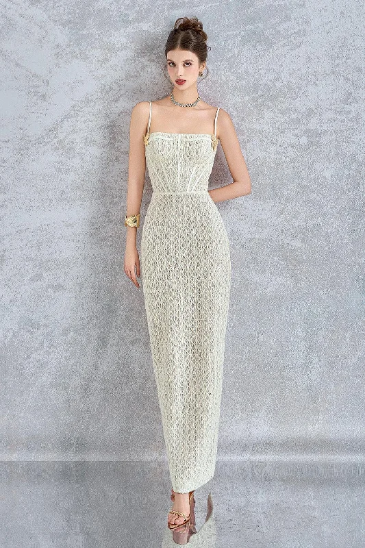 Sylphina Sheath Semi-Heart Neck Lace Maxi Dress